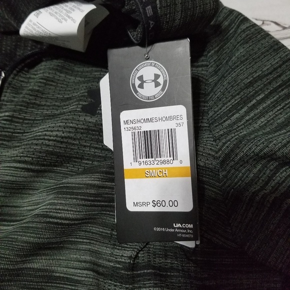 UNDER ARMOUR Men's HeatGear Long Sleeve Shirt - Picture 8 of 8